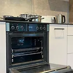 4younic Glonn1 * Boxspring * Jacuzzi * Netflix*65“ Glonn
